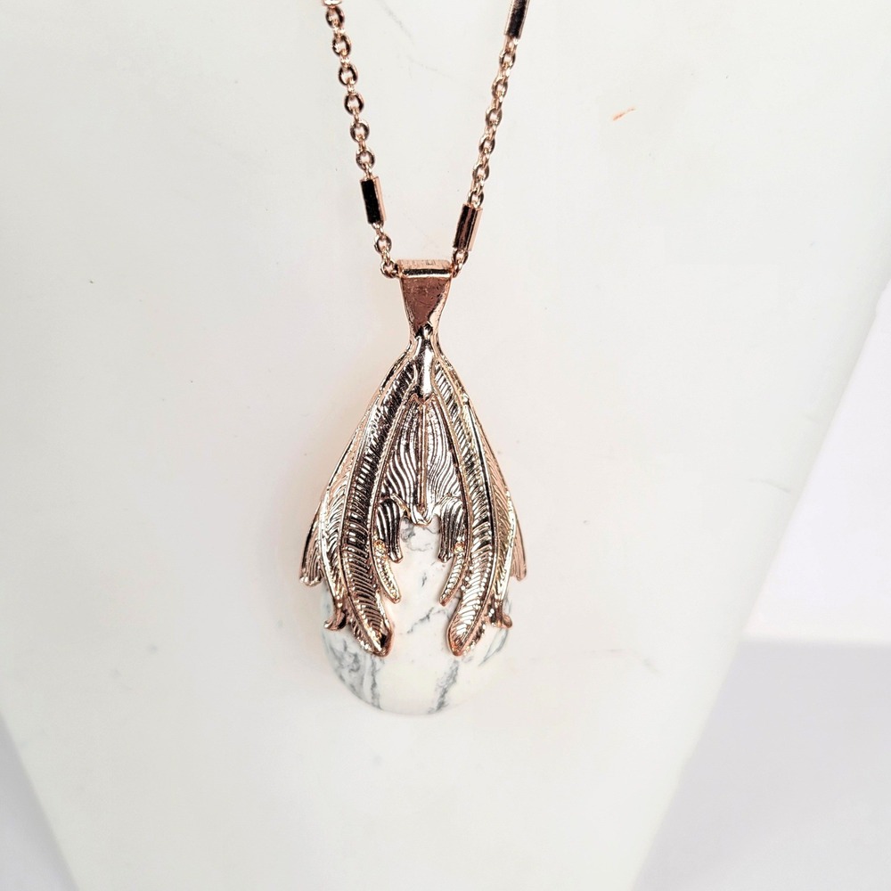 Jessica Simpson Rose Gold Tone White Marble Acrylic Feather Pendant Necklace